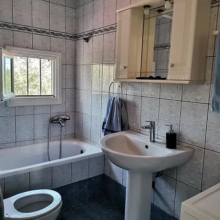 Ελαια Marathopoli