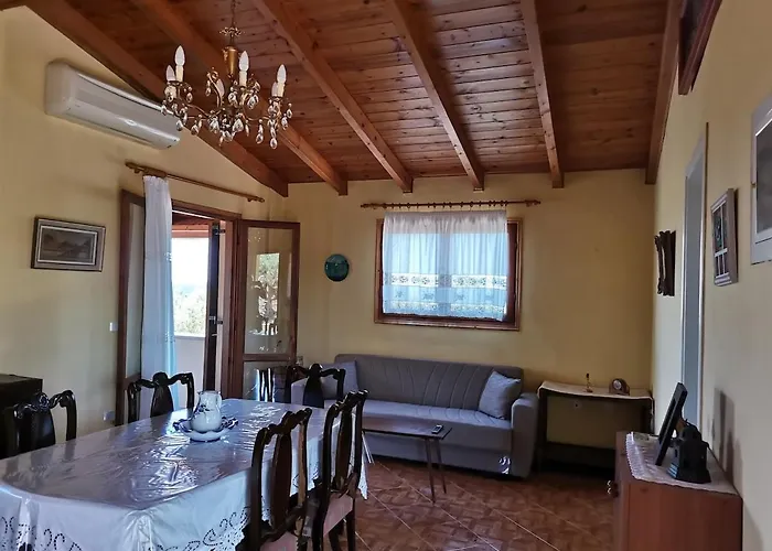 Ελαια Marathópoli